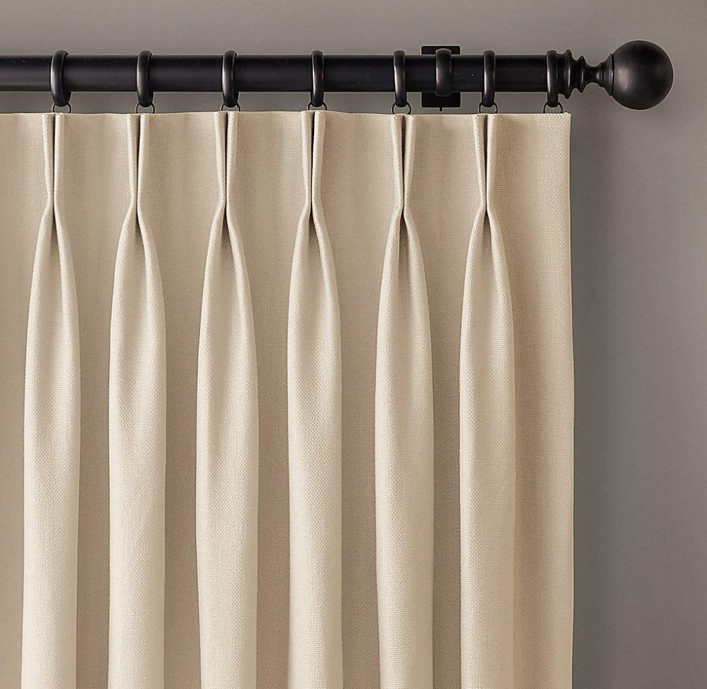 cortina con pliegues